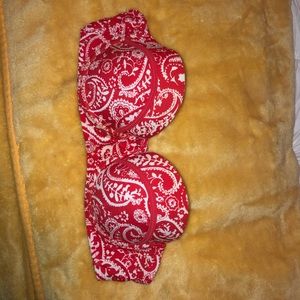 red and white bandeau